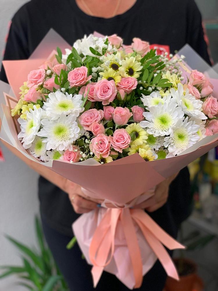 Букет цветов из: Розы и Хризантемы в Сельце