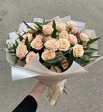 Букет Кремовые розы Латте в Сельце