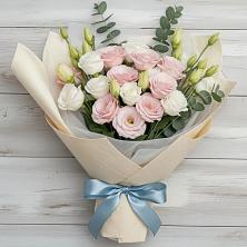 Букет цветов из:  Лизиантусы в Сельце