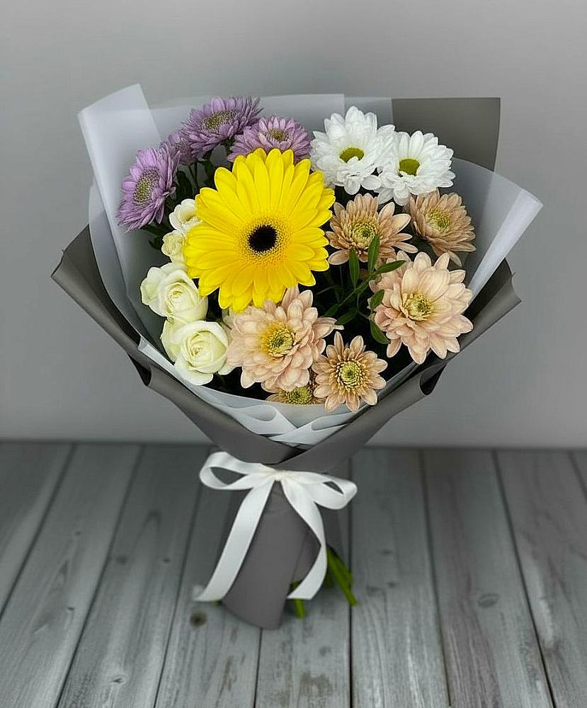 Букет цветов из: Розы, Герберы и Хризантемы в Сельце