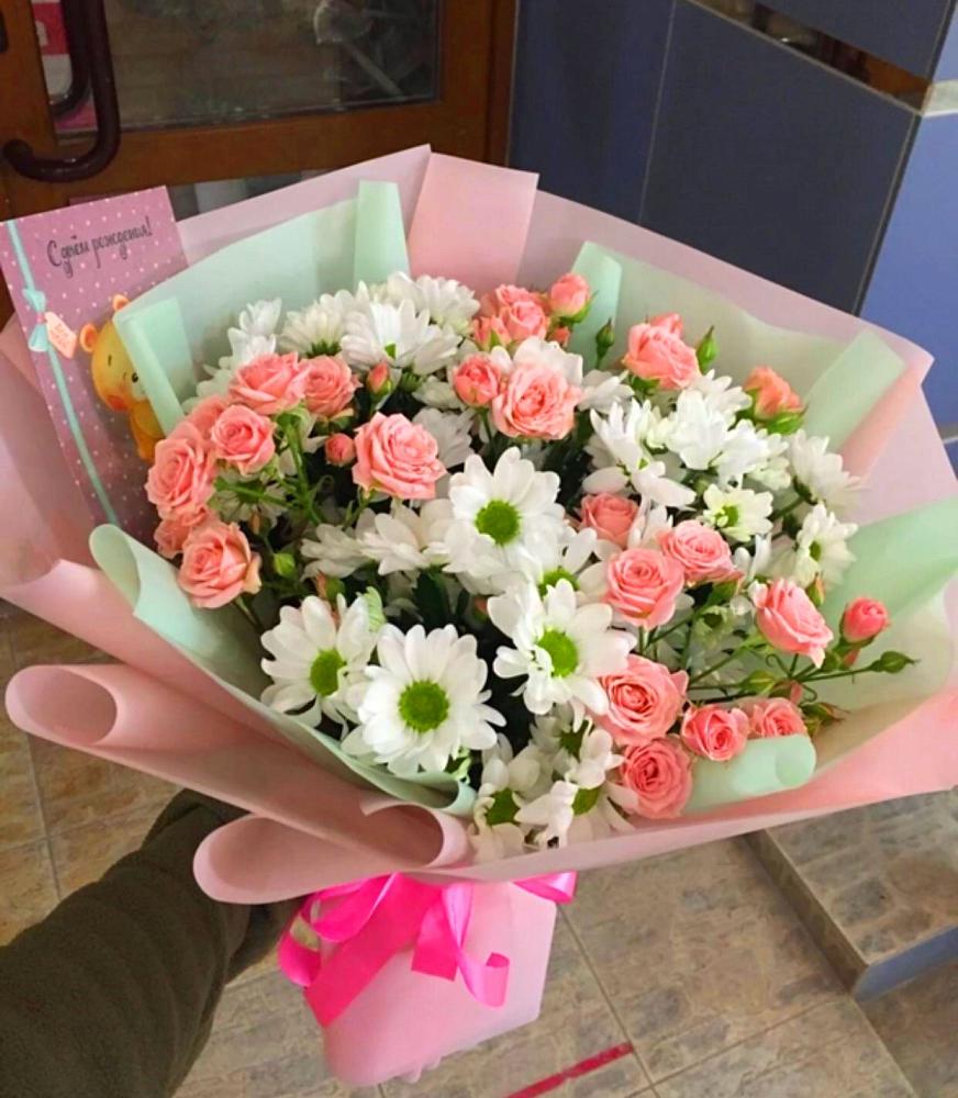 Букет цветов из: Розы и Хризантемы в Сельце