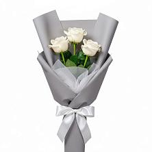 Букет 3 белые розы в Сельце