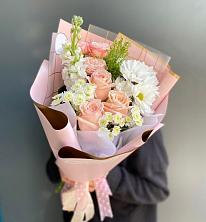 Букет цветов из:  Хризантемы и Розы в Сельце