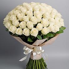 Букет 101 беля роза Белоснежка в Сельце