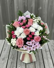 Букет цветов из:  Альстромерии, Гвоздики, Розы и Хризантемы в Сельце
