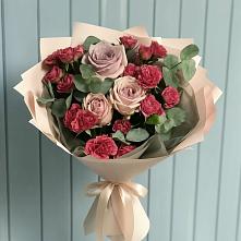 Букет цветов из:  Гвоздики и Розы в Сельце