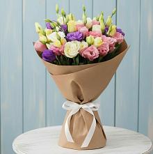 Букет цветов из:  Лизиантусы в Сельце