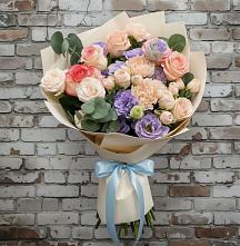 Букет цветов из:  Розы, Лизиантусы и Гвоздики в Сельце
