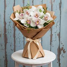 Букет цветов из:  Орхидеи и Розы в Сельце